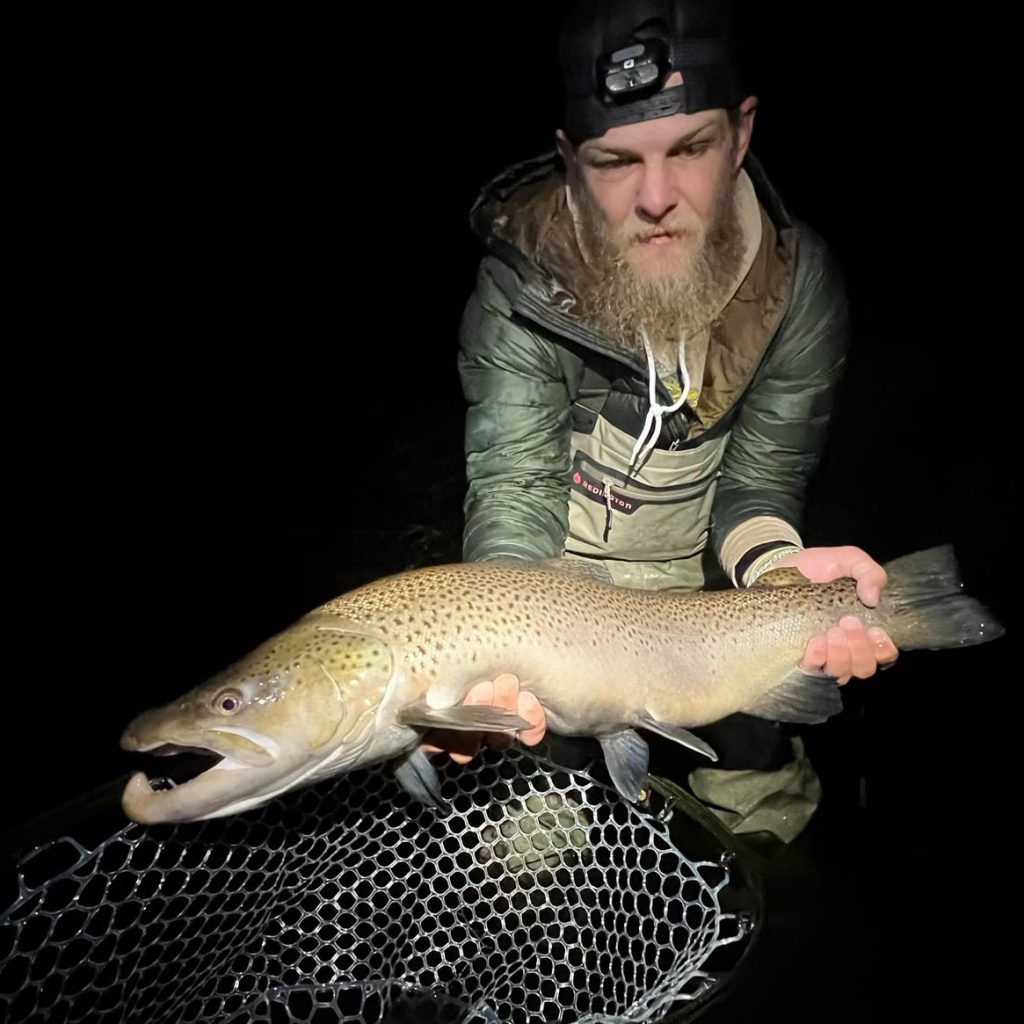 TIE ONE ON fly tying demonstration Snake River Cutthroats